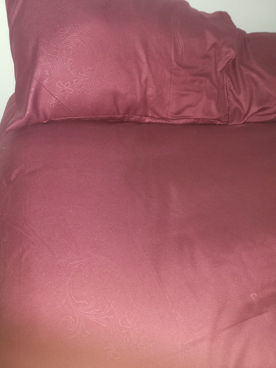 Microfibre Embossed Duvet Cover Set Red