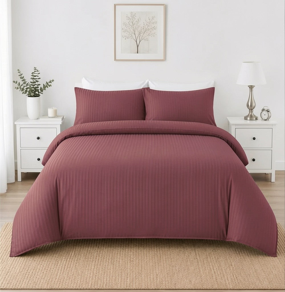 Microfibre Stripe Duvet Cover Set With Pillow Cases