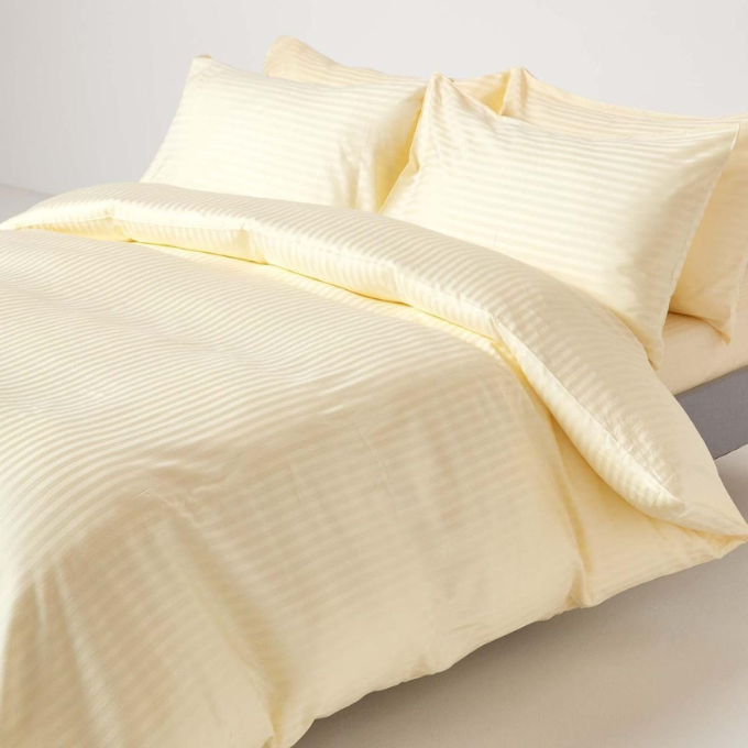 Microfibre Stripe Duvet Cover Set With Pillow Cases