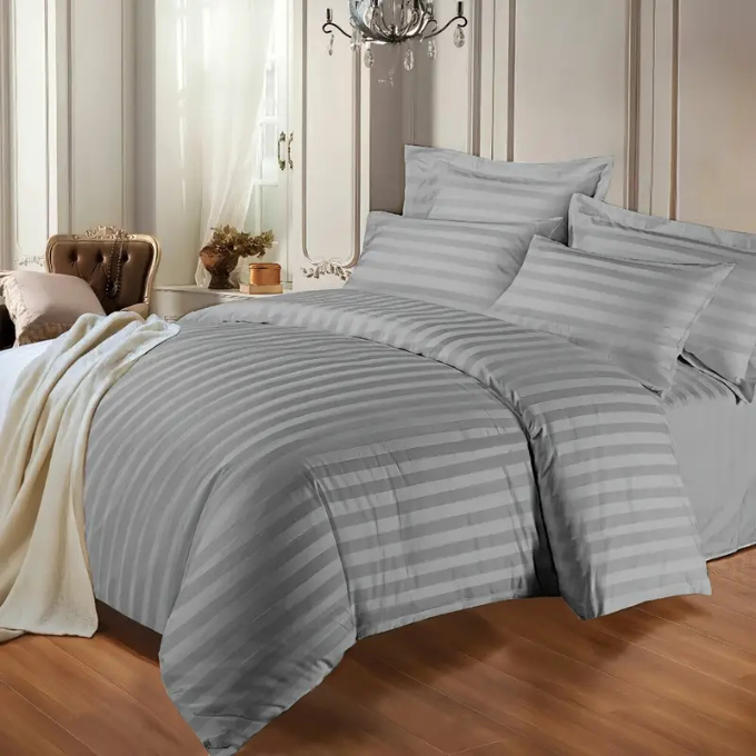 Relax Collection Microfibre Duvet Cover Set With Pillow Cases - Light Grey
