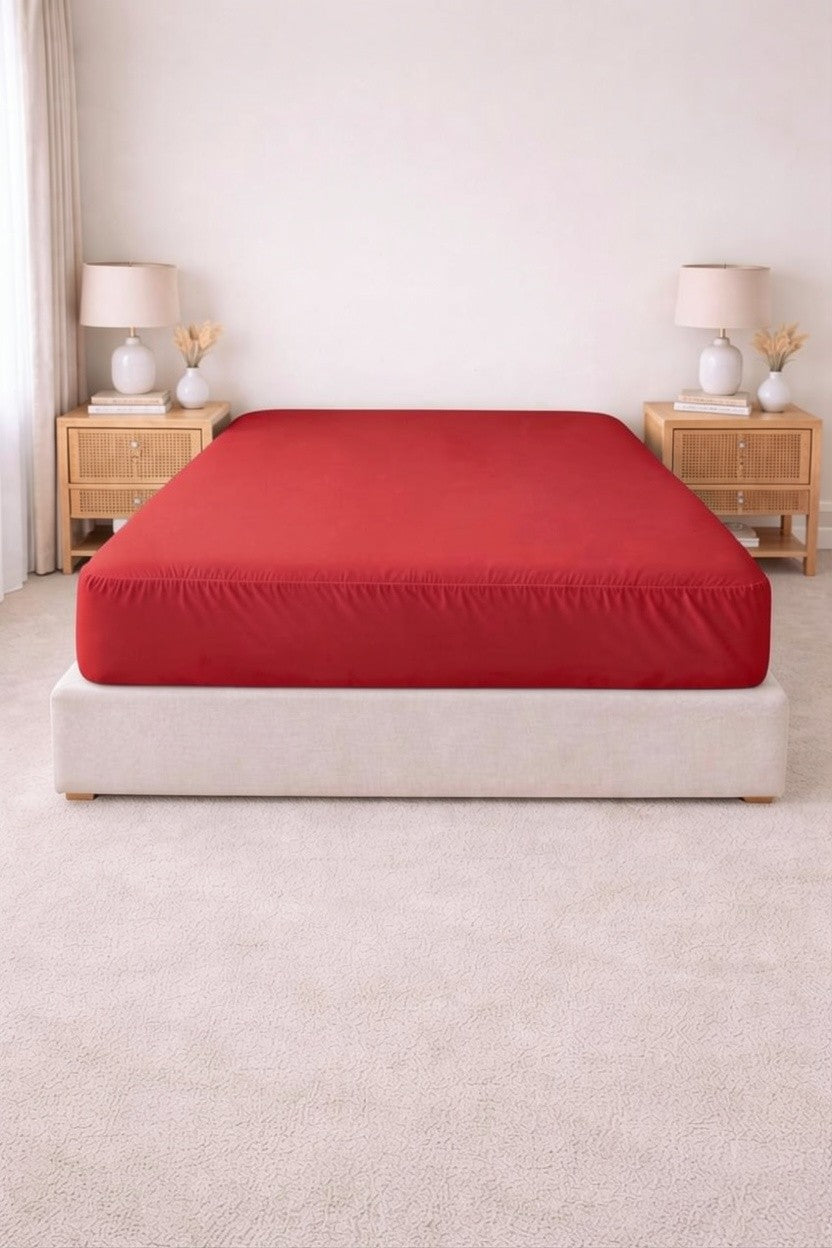 Poly Cotton Fitted Sheet - Red